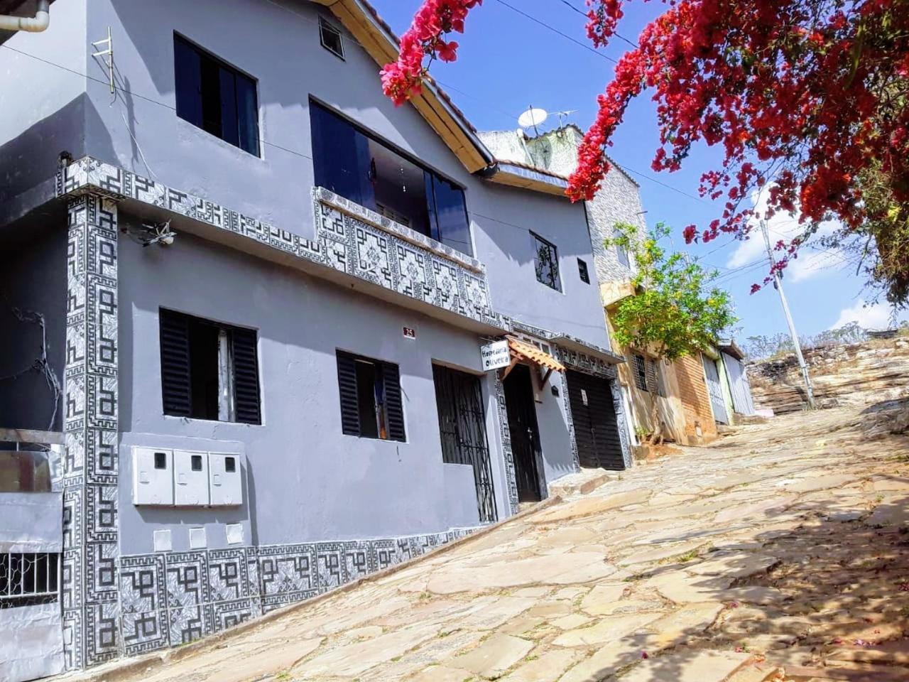 Hospedaria Oliveira เซาโตเมตัสเลตราส ภายนอก รูปภาพ